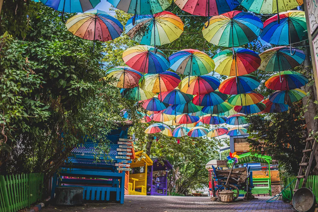 Boulevard decorations
